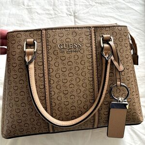 Beautiful Guess bag